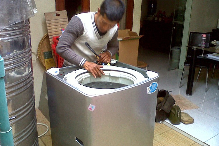 Service Mesin Cuci